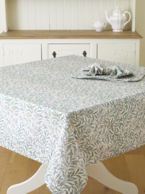 William Morris Merton Green 132cm x 229cm Cotton Floral Tablecloth. 
