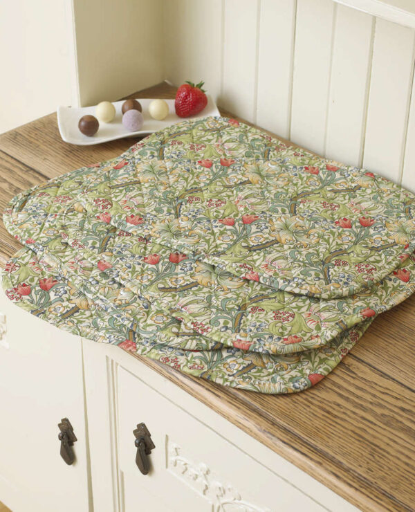 William Morris Golden Lily 4 Quilted Cotton Floral Placemats