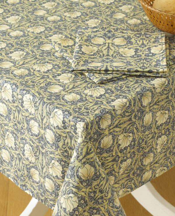 William Morris Pimpernel Cream 132 cm x 229 cm  (52" x 90") Floral Cotton Tablecloth