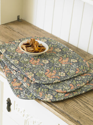 William Morris Compton 4 Quilted Cotton Floral Placemats