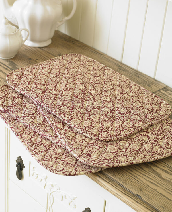 William Morris Mallow Wine Red Pack of 4 Quilted Cotton Floral Placemats
