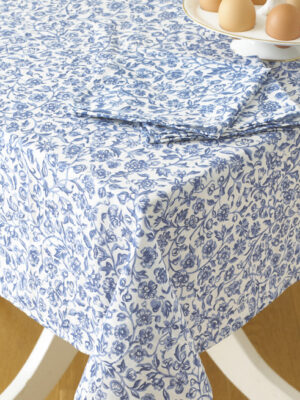 William Morris Merton Blue 132cm x 178cm (52" x 70") Cotton Floral Tablecloth.