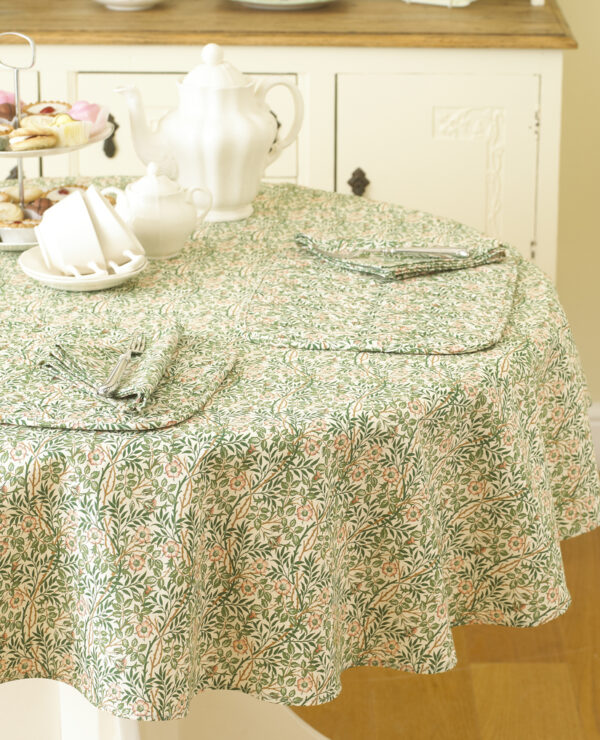 William Morris Sweet Briar 147cm (58") Floral Cotton Round Tablecloth