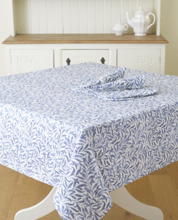William Morris Willow Bough Blue 132 x 229cm Cotton Floral Tablecloth.