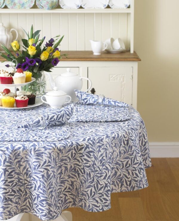 William Morris Willow Bough Blue 147cm (58") Round Cotton Floral Tablecloth.
