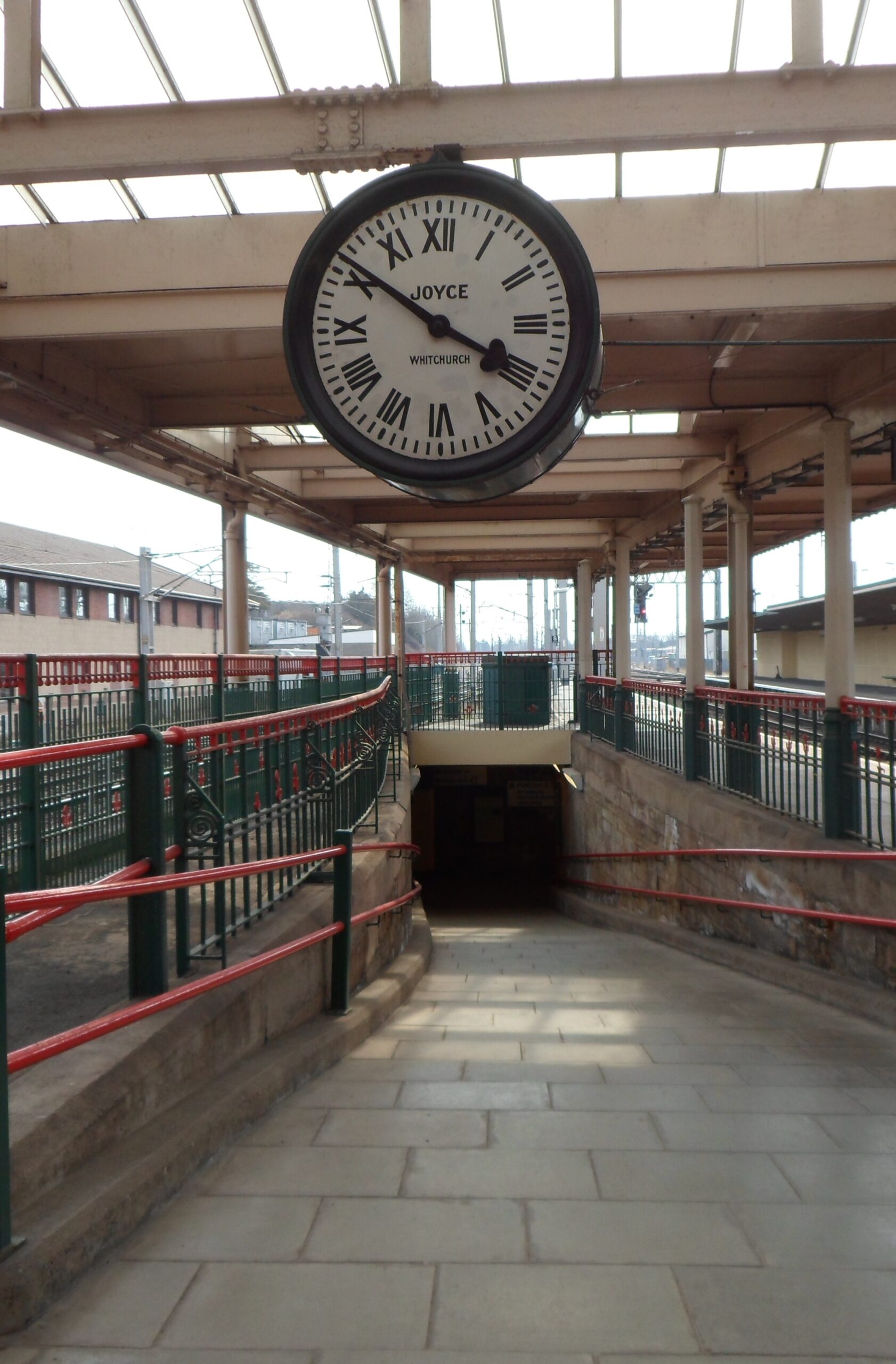 carnforth railway clock