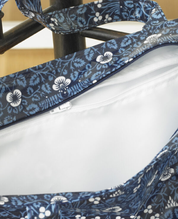 William Morris Eyebright Long Handle Zip Closing Tote Bag With Inner Pocket