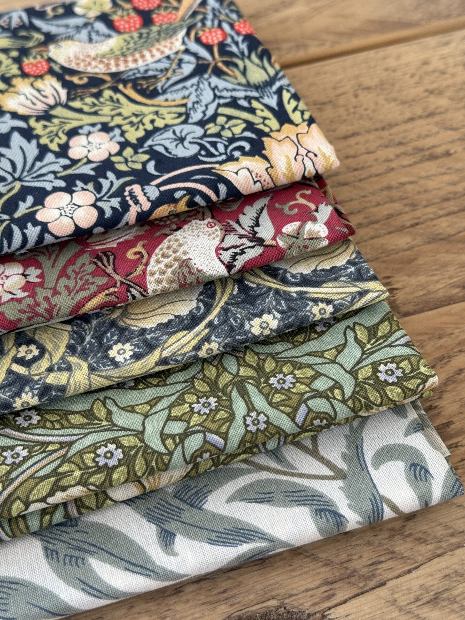 William Morris Fat Quarter Bundle Eight