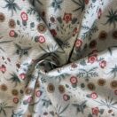 William Morris Daisy 100% Cotton Floral Fabric By The Half Metre