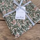 Fabric Remnant 141 x 76cm William Morris Sweet Briar Pvc / Oilcloth Floral Tablecloth Fabric