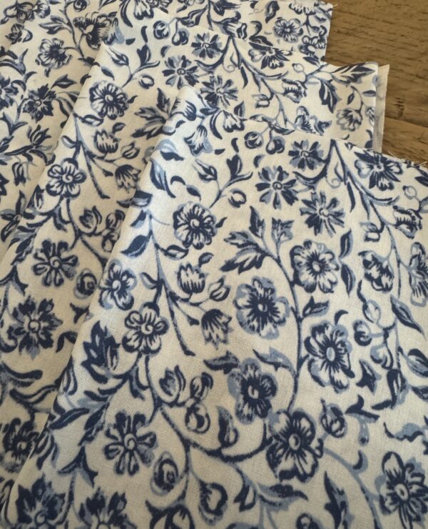 William Morris fabric bundle- Merton cotton fabric, perfect for quilting and crafts bundle