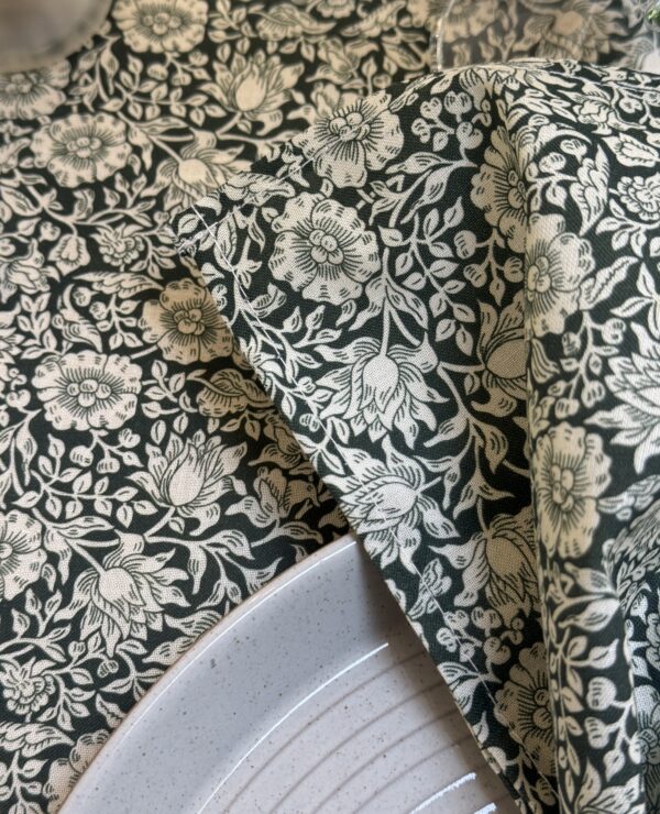 Wiliam Morris Mallow Wine Forest Green Pack of 4 Floral Cotton Napkins