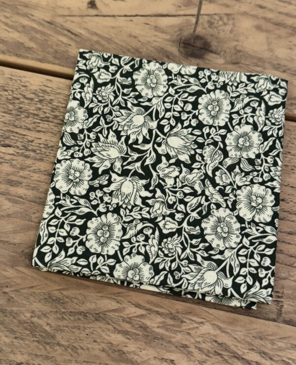 William Morris Mallow Forest Green Fat Quarter