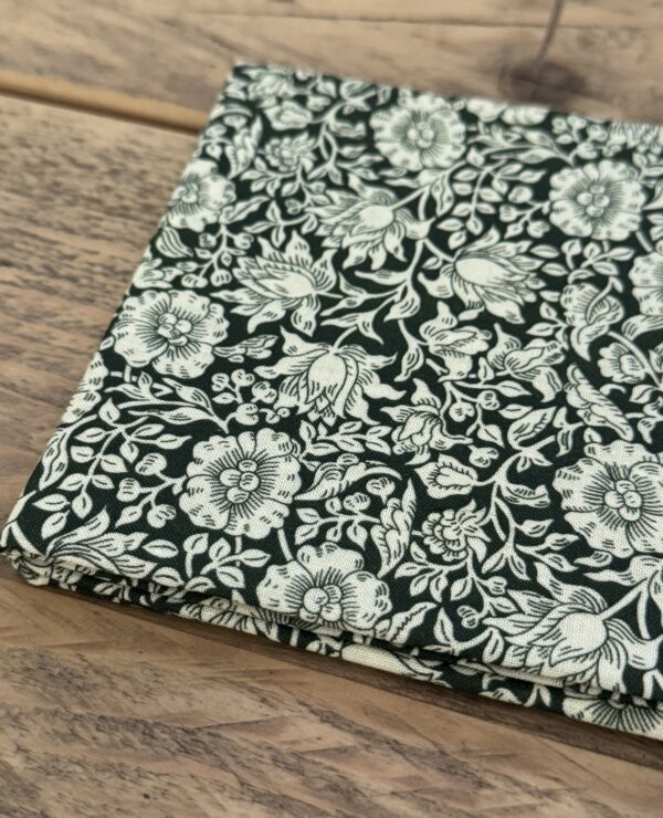 William Morris Mallow Forest Green Fat Quarter