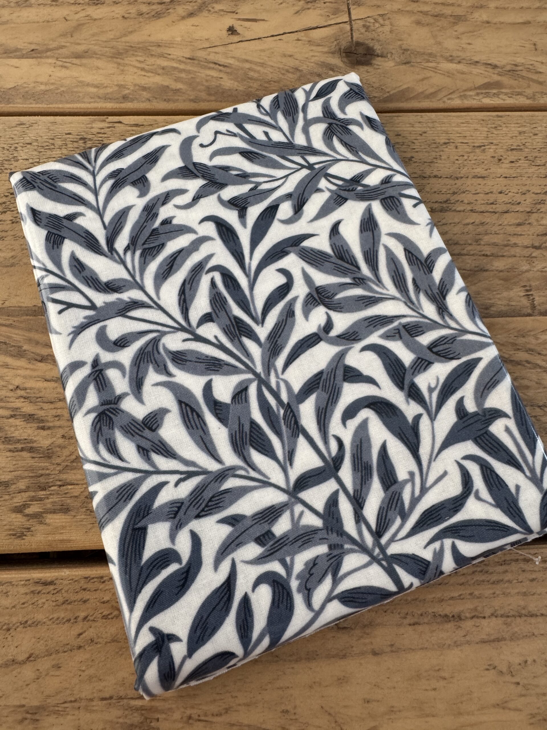 Willow Bough Blue Pvc/ Oilcloth Floral Fabric 1.5m piece Fabric Remnant