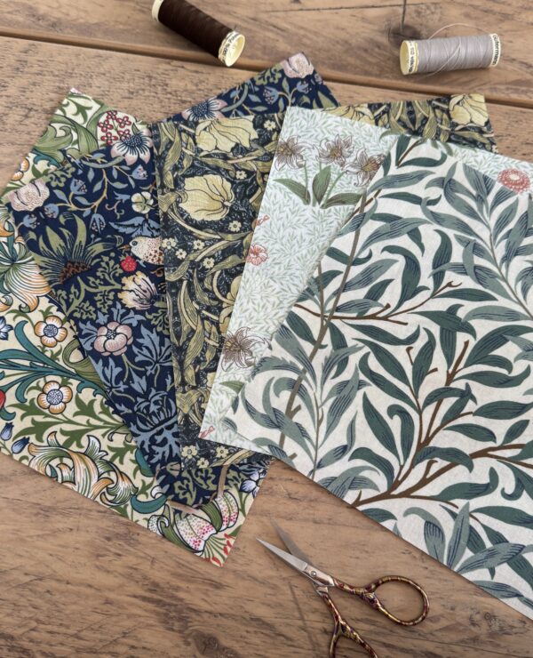 William Morris Fabric Quilting Squares for Crafting 20x20cm squares – UK Printed
