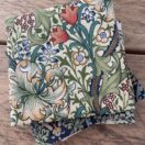 William Morris fabric almost fat quarter bundle- cotton fabric, perfect for quilting and crafts bundle 4