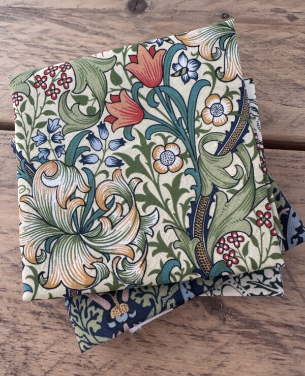 William Morris fabric almost fat quarter bundle- cotton fabric, perfect for quilting and crafts bundle 4