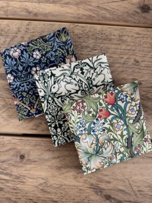 William Morris fabric almost fat quarter bundle- cotton fabric, perfect for quilting and crafts bundle 4