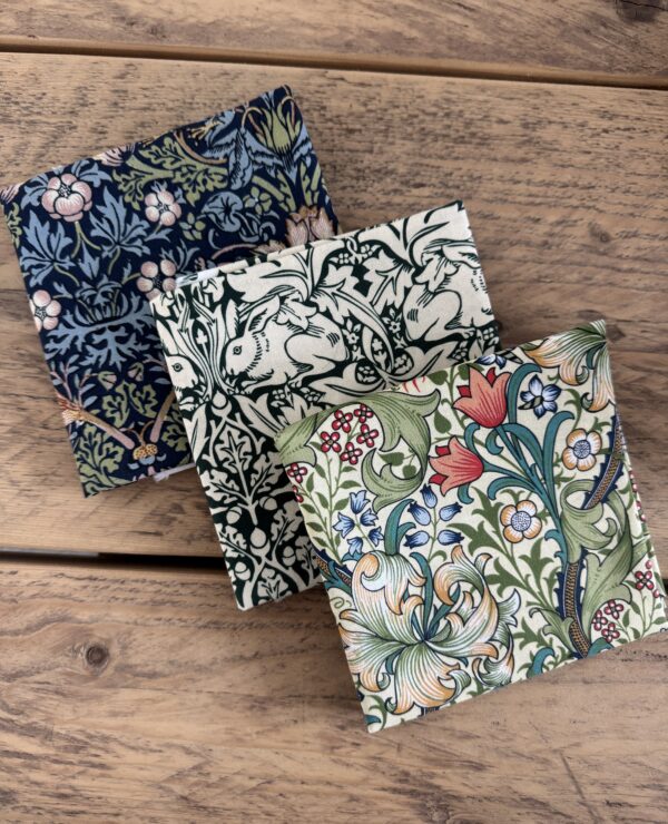 William Morris fabric almost fat quarter bundle- cotton fabric, perfect for quilting and crafts bundle 4
