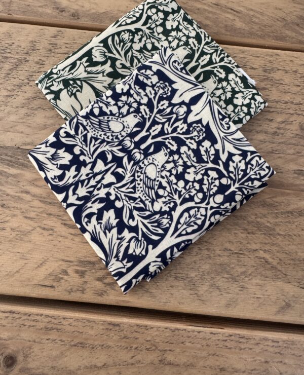William Morris fabric almost fat quarter bundle- cotton fabric, perfect for quilting and crafts bundle 3