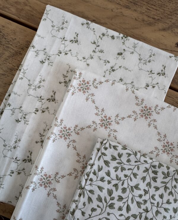 Crafting fabric bundle Beau Originals: The Exclusive Collection – French floral fabrics