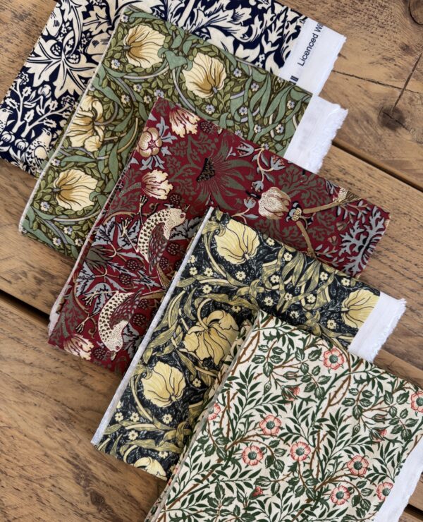 William Morris fabric bundle- cotton fabric, perfect for quilting and crafts bundle 8A