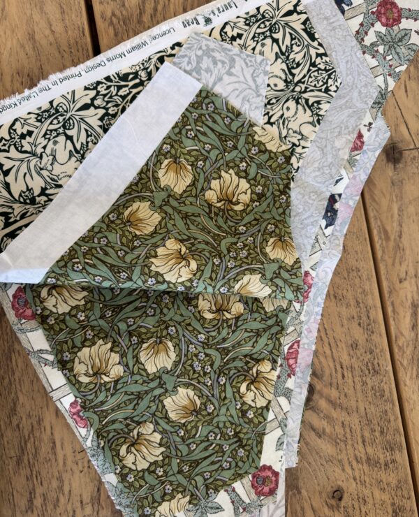 William Morris Patchwork Fabric Bundle – Triangle Pieces bundle E