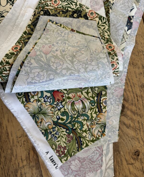 William Morris Patchwork Fabric Bundle – Triangle Pieces bundle E