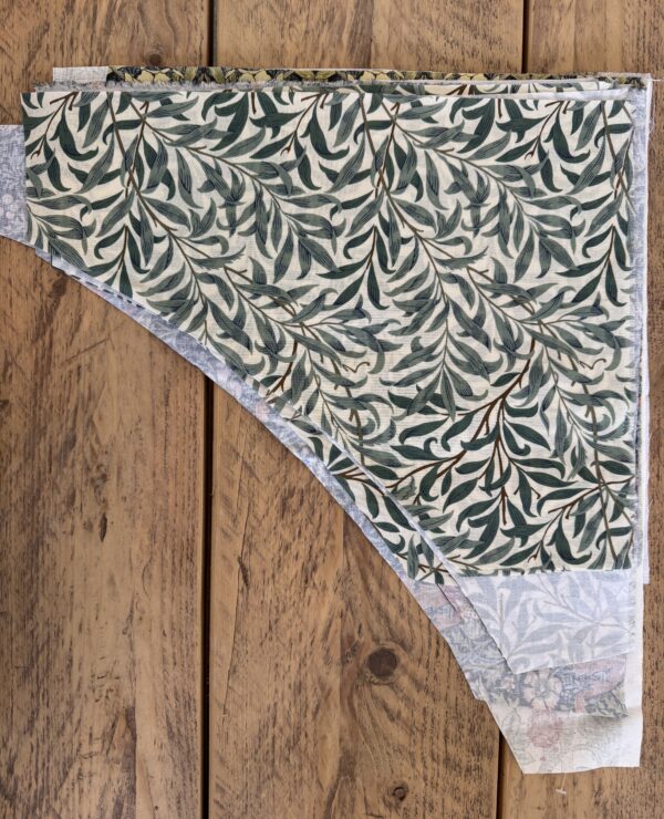 William Morris Patchwork Fabric Bundle – Triangle Pieces bundle F