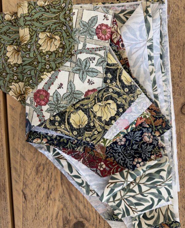 William Morris Patchwork Fabric Bundle – Triangle Pieces bundle F