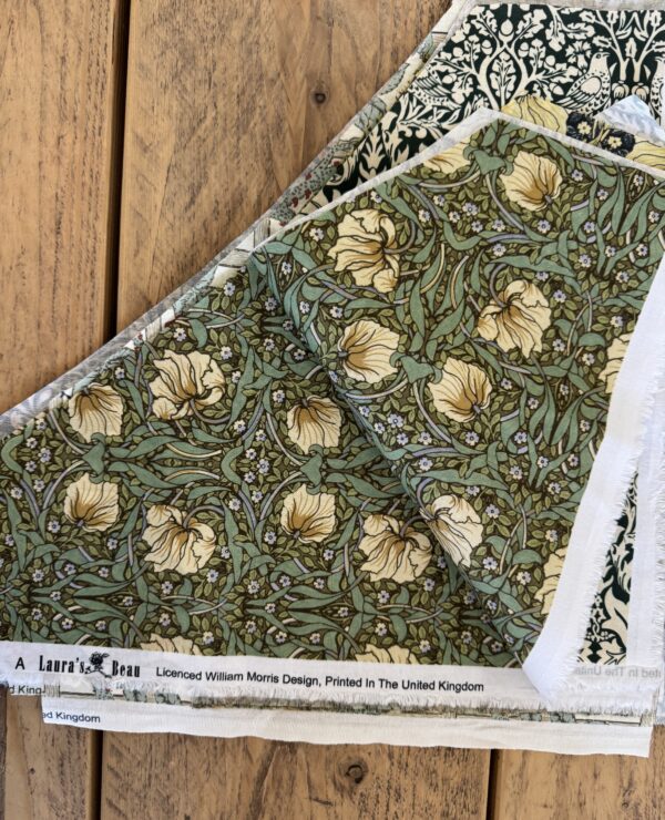 William Morris Patchwork Fabric Bundle – Triangle Pieces bundle D