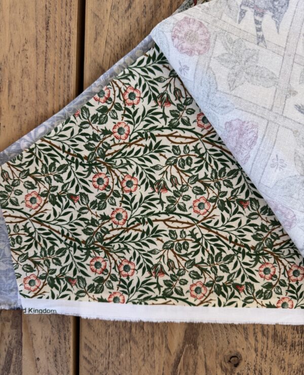 William Morris Patchwork Fabric Bundle – Triangle Pieces bundle D