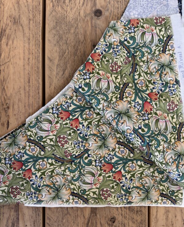 William Morris Patchwork Fabric Bundle – Triangle Pieces bundle C