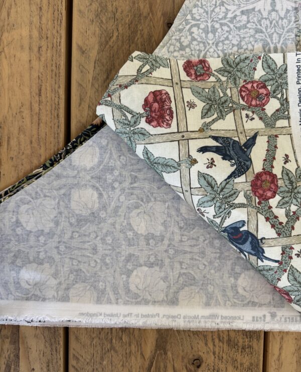 William Morris Patchwork Fabric Bundle – Triangle Pieces bundle C