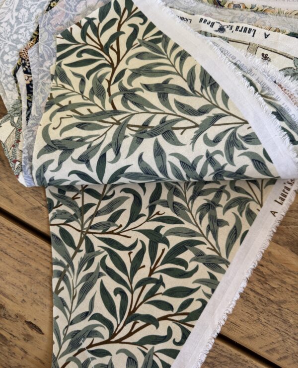 William Morris Patchwork Fabric Bundle – Triangle Pieces bundle C
