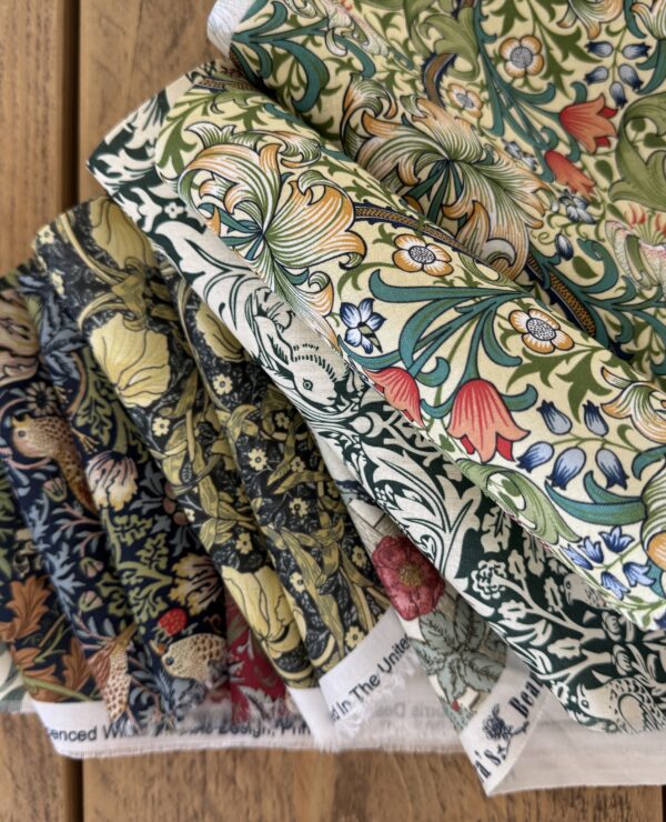 William Morris Patchwork Fabric Bundle – Triangle Pieces bundle C