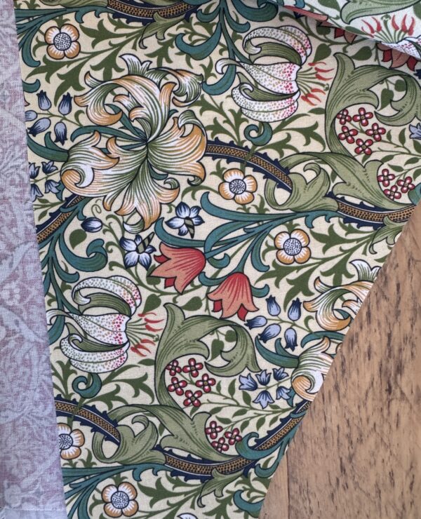 William Morris Patchwork Fabric Bundle – Triangle Pieces bundle B