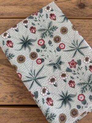 Fabric Remnant 55cm x 112cm William Morris Daisy Cotton Fabric