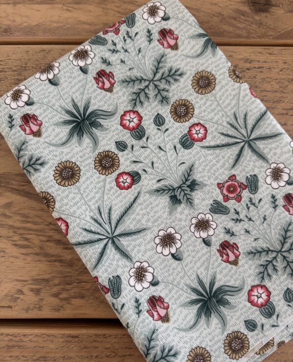 Fabric Remnant 122x49cm William Morris Daisy Heavyweight Cotton Fabric