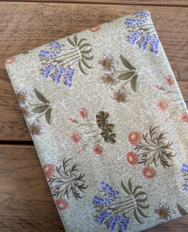 William Morris Lily Pvc/ Oilcloth Floral Fabric 2m Fabric Remnant
