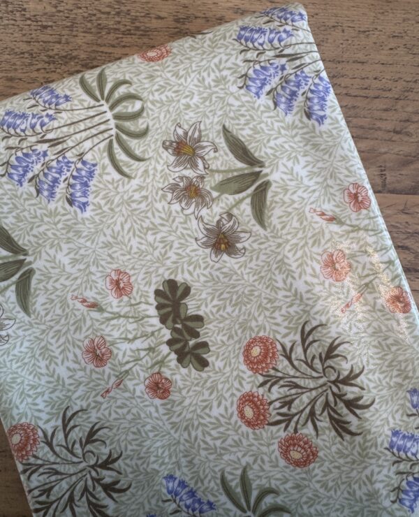 William Morris Lily Pvc/ Oilcloth Floral Fabric 2m Fabric Remnant