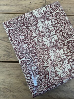 Fabric Remnant 140 x 201cm William Morris Brother Rabbit Red Pvc / Oilcloth Floral Tablecloth Fabric